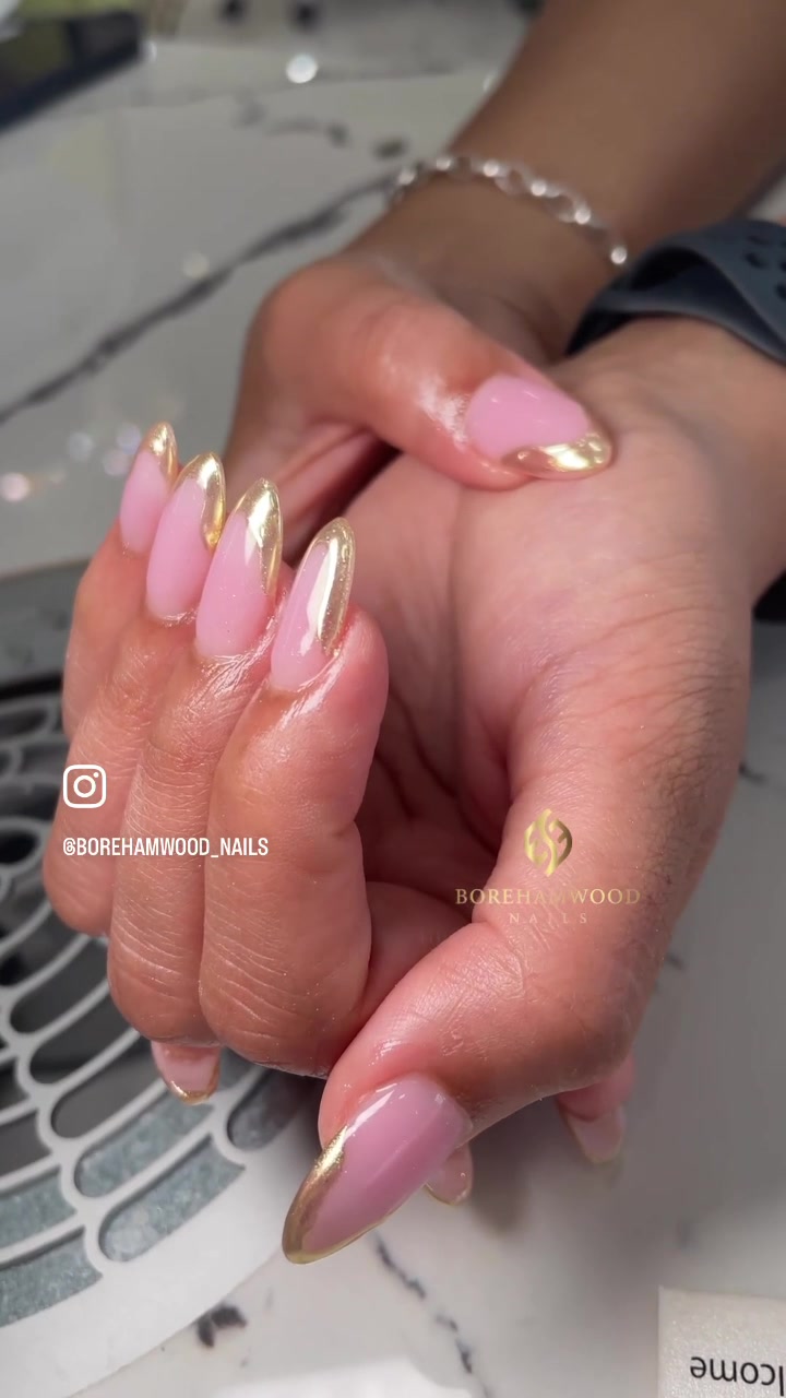 @BOREHAMWOOD&ensp;NAILS