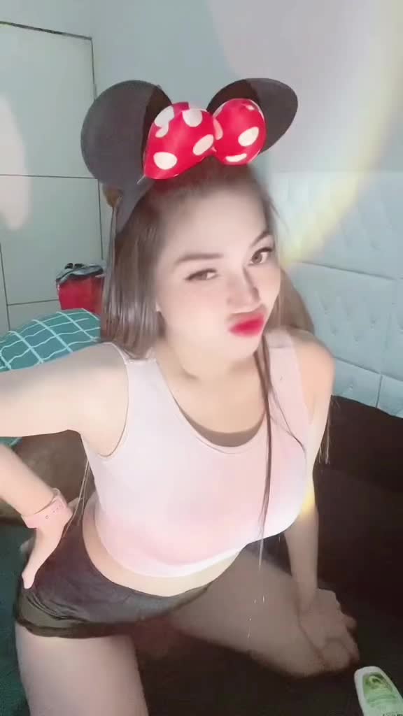 @BeibyChyllovee🍌