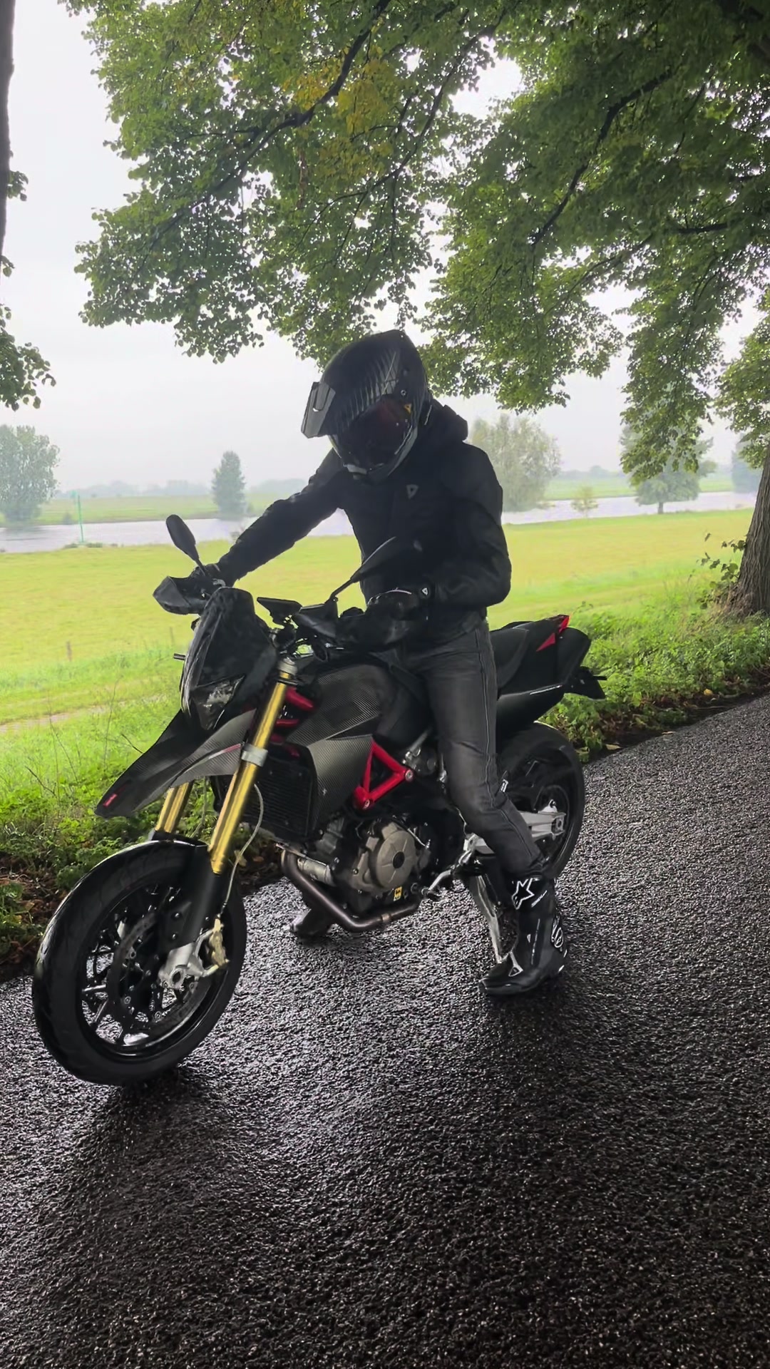 @Joy_Ride