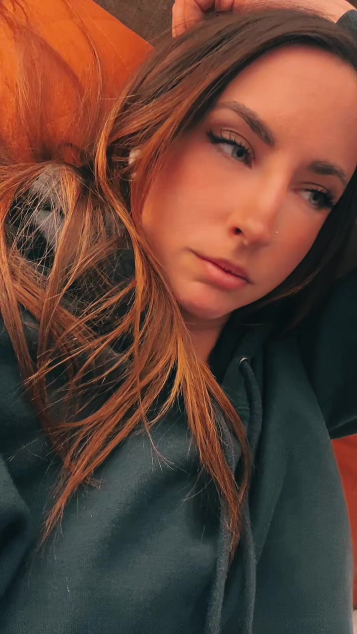 @breezygall