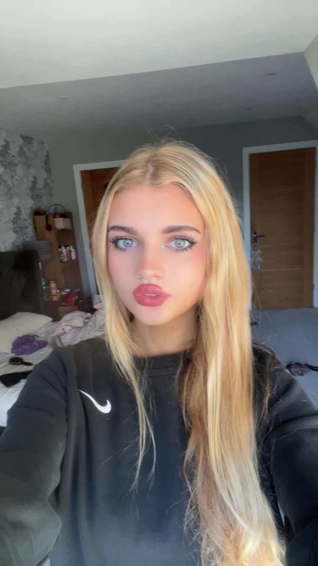 @Alicia🪽