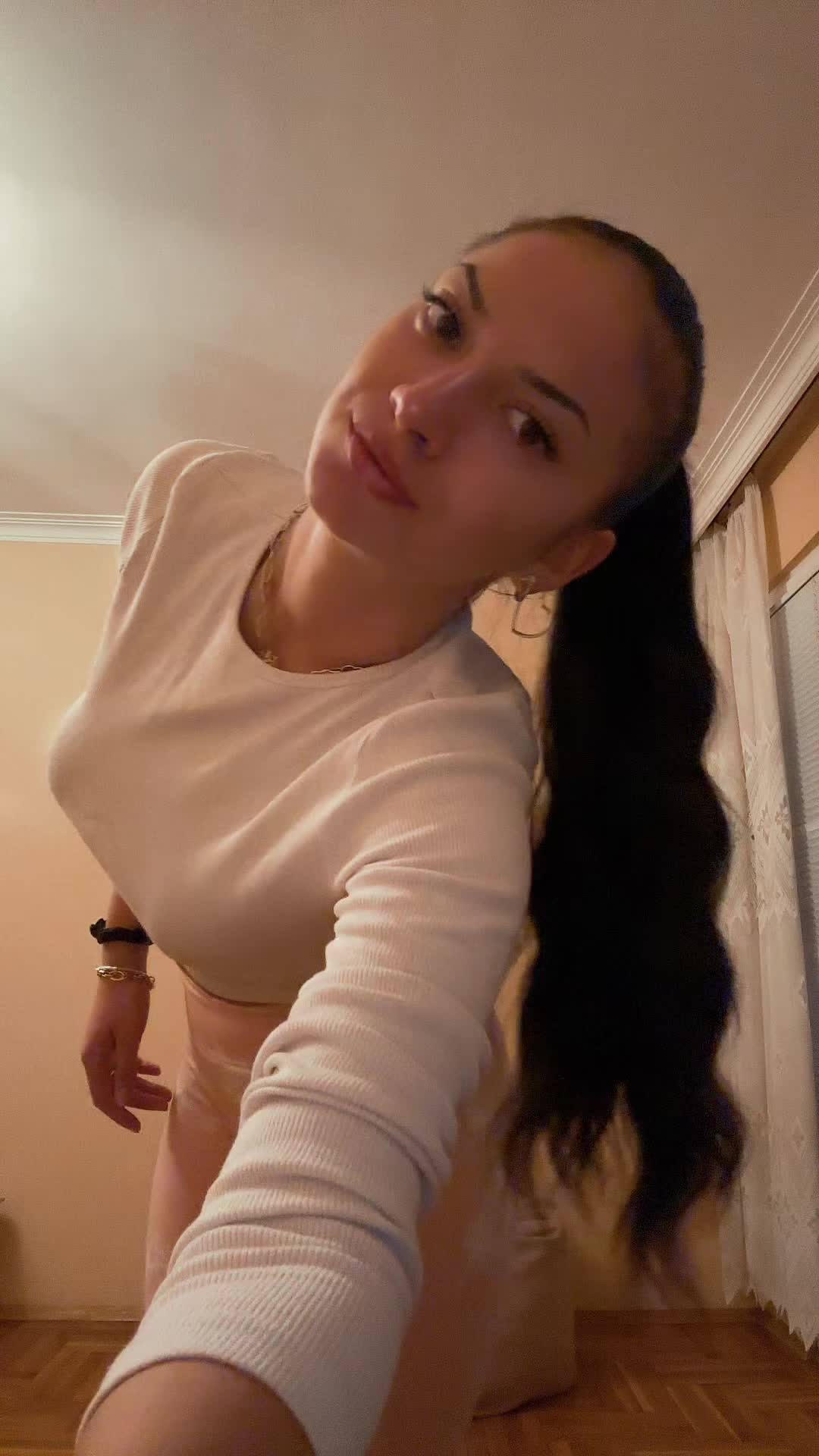 @Mikkaela Kamburova