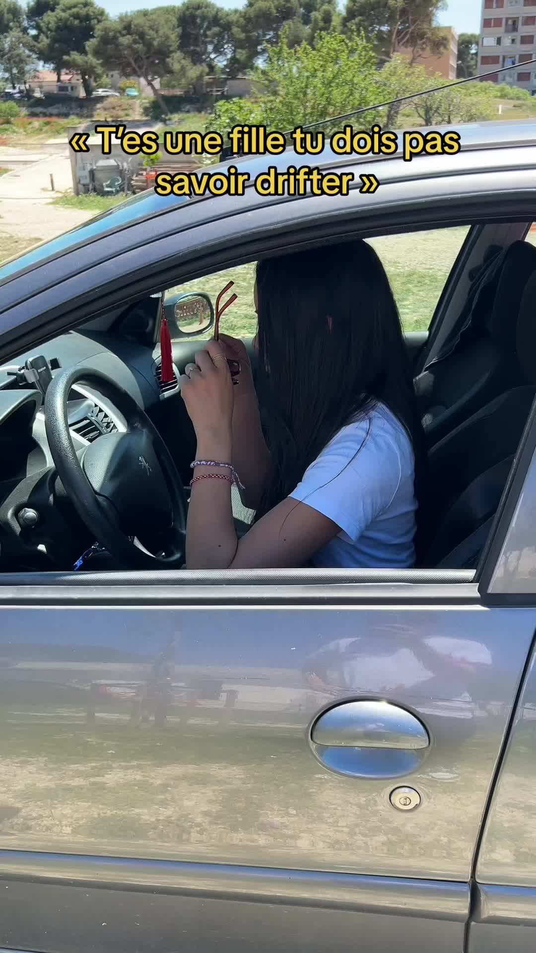 @DOUVINA