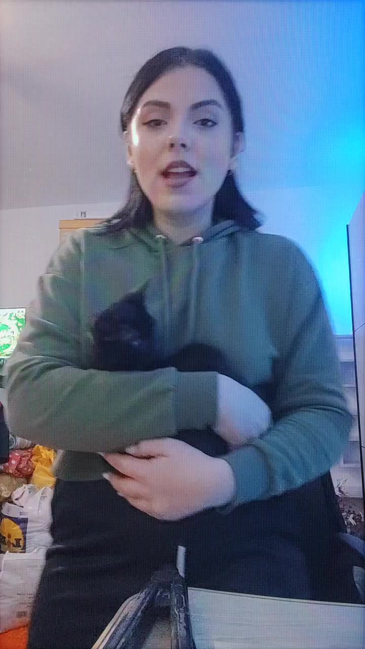 @ana_.maria