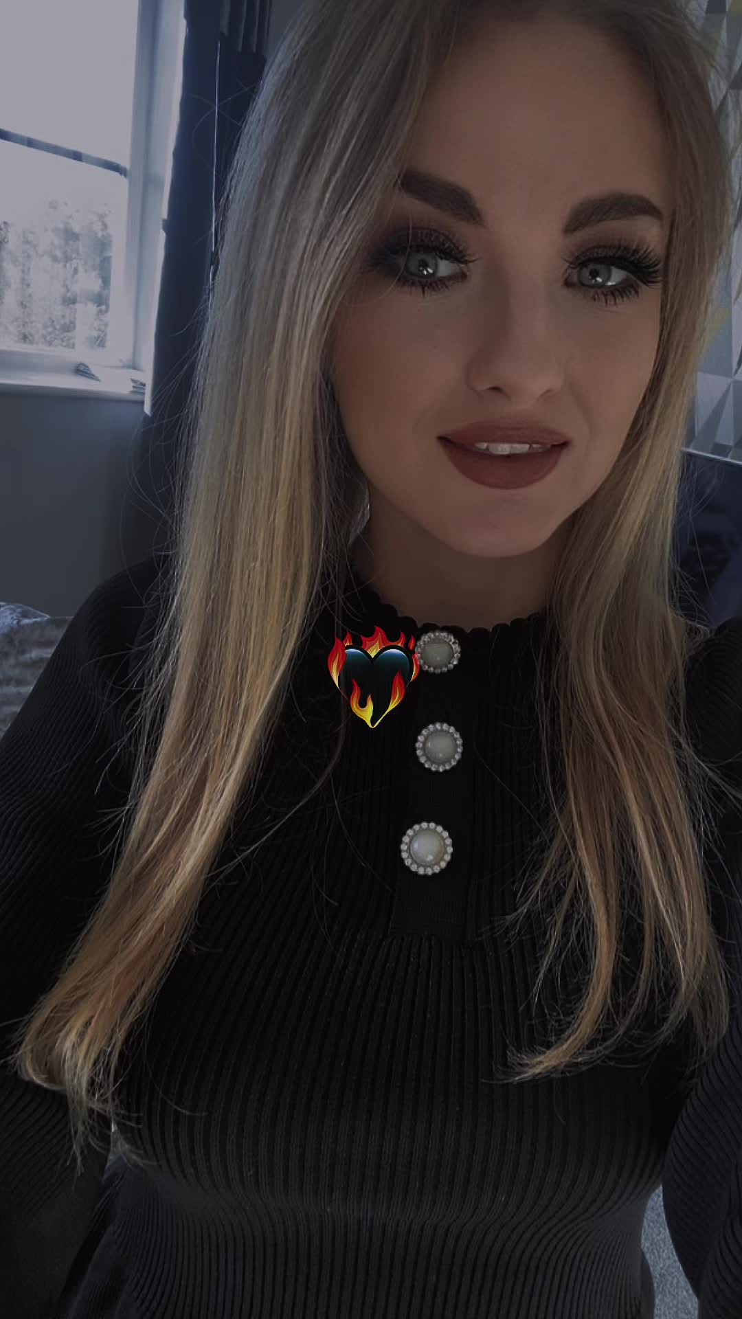 @chloe J