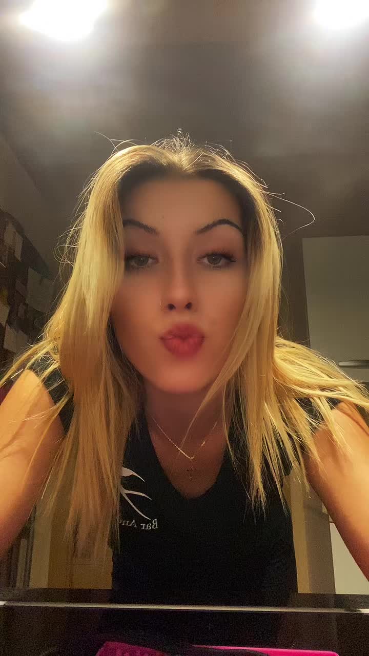 @Lauraruescas23