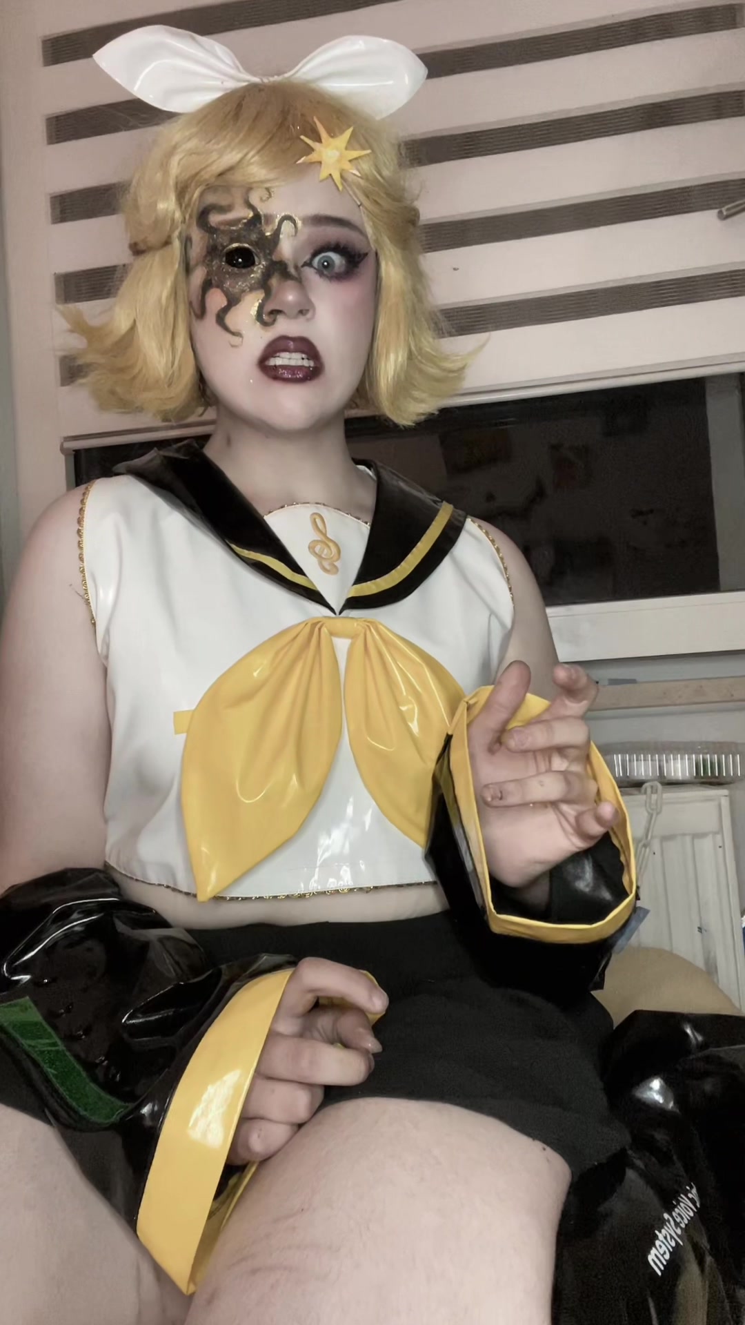 @‧₊˚✩trashy✩˚₊‧