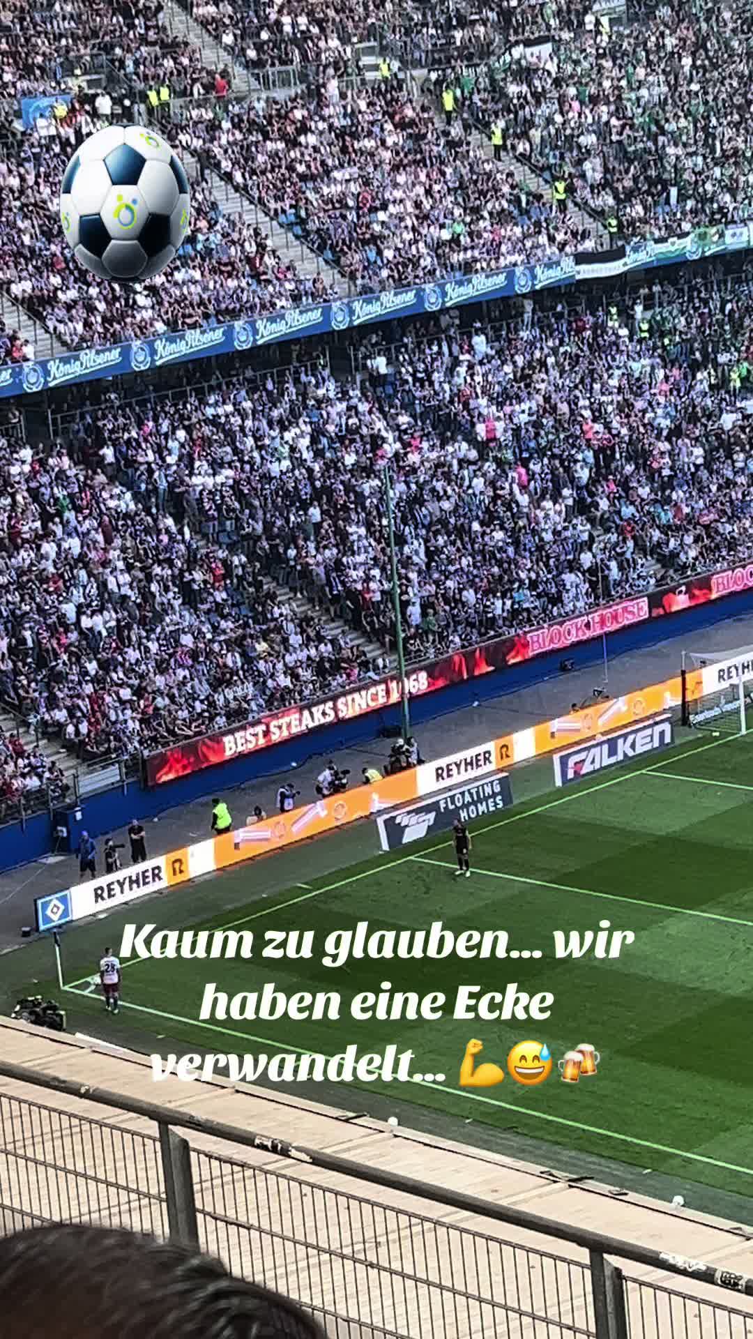 @Euer Ehren 🖤🤍💙