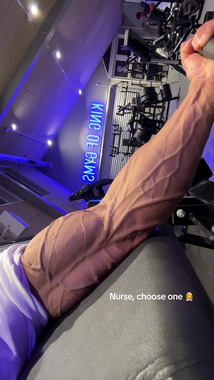 @Ali Khan IFBB PRO