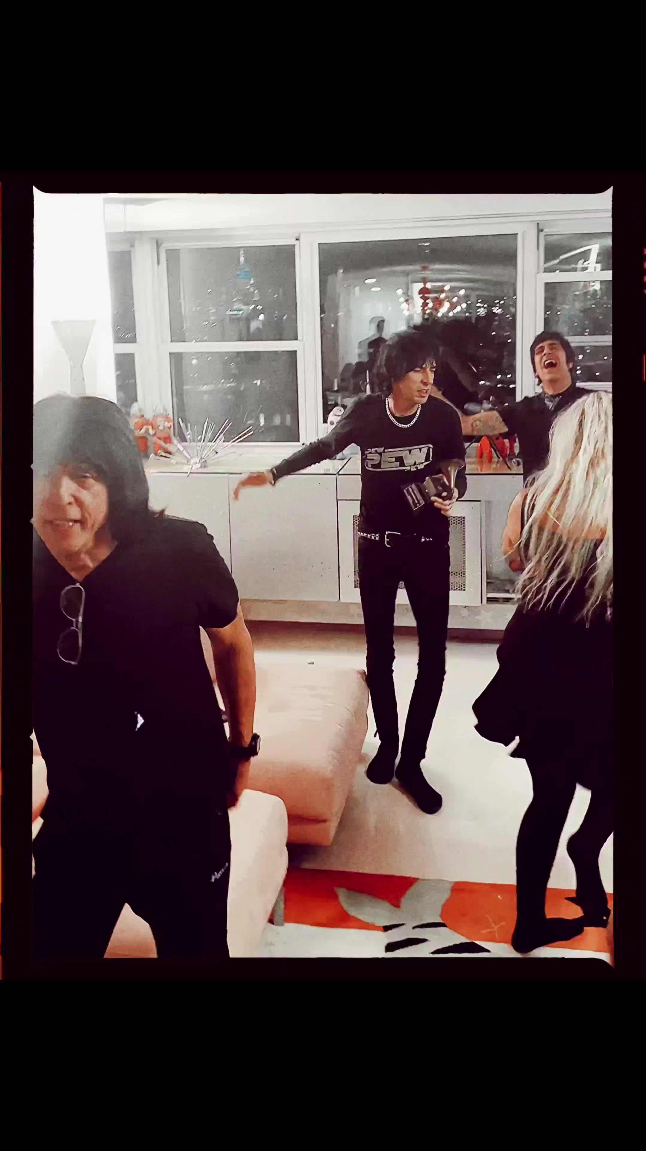 @Marky Ramone