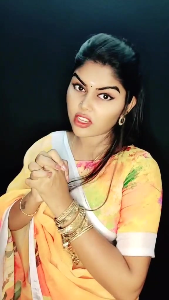 @AARTI ROWDY😎💪