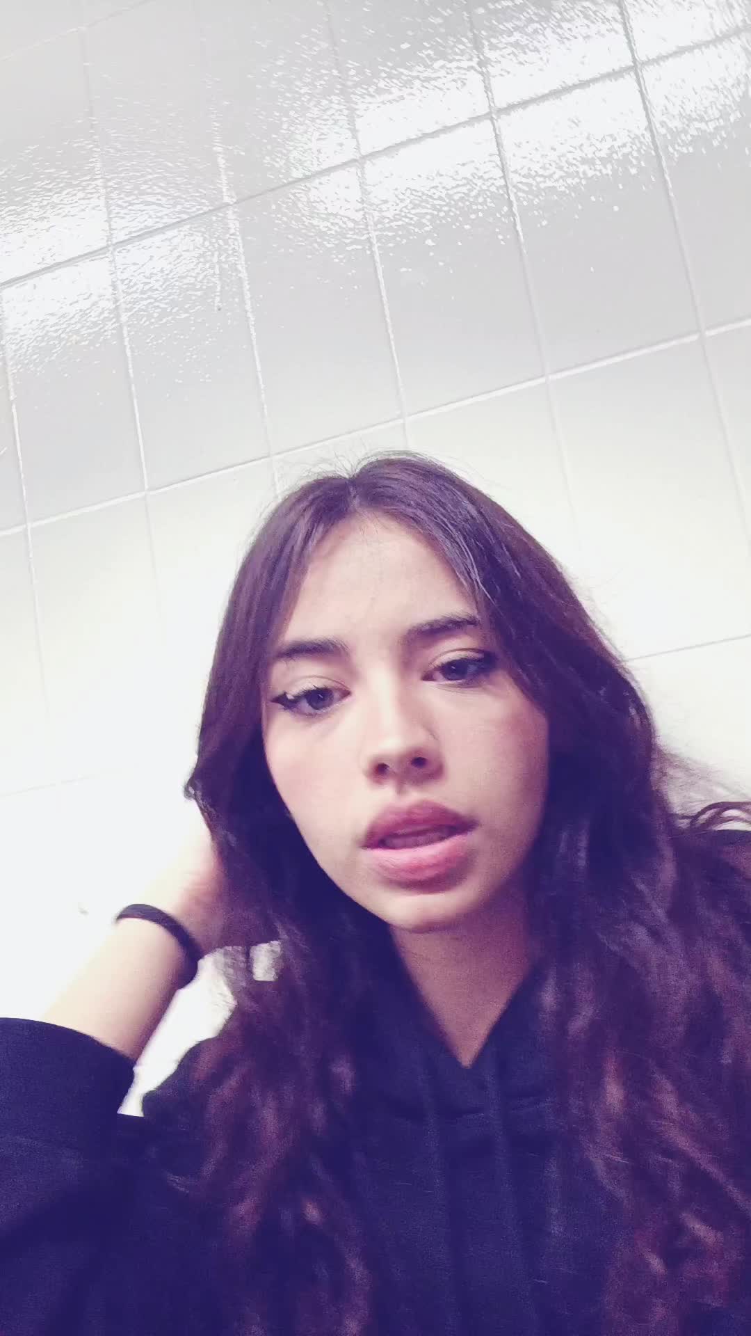 @Ayla miguelañez