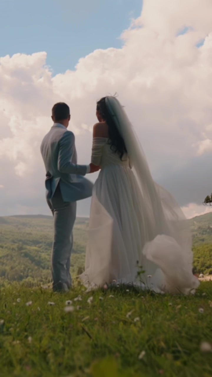 @Caroline | Italy Bride