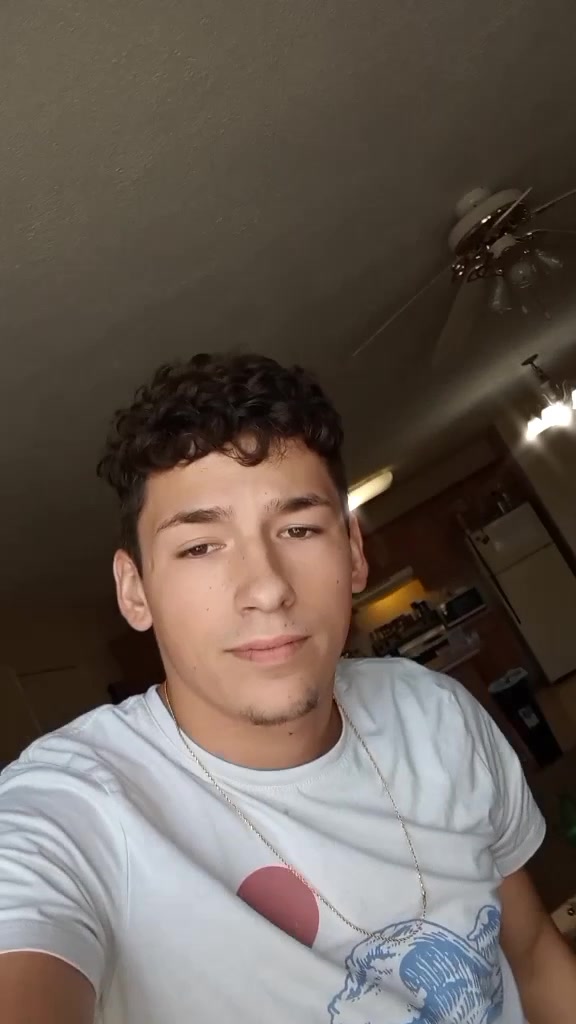 @SebreezyXD