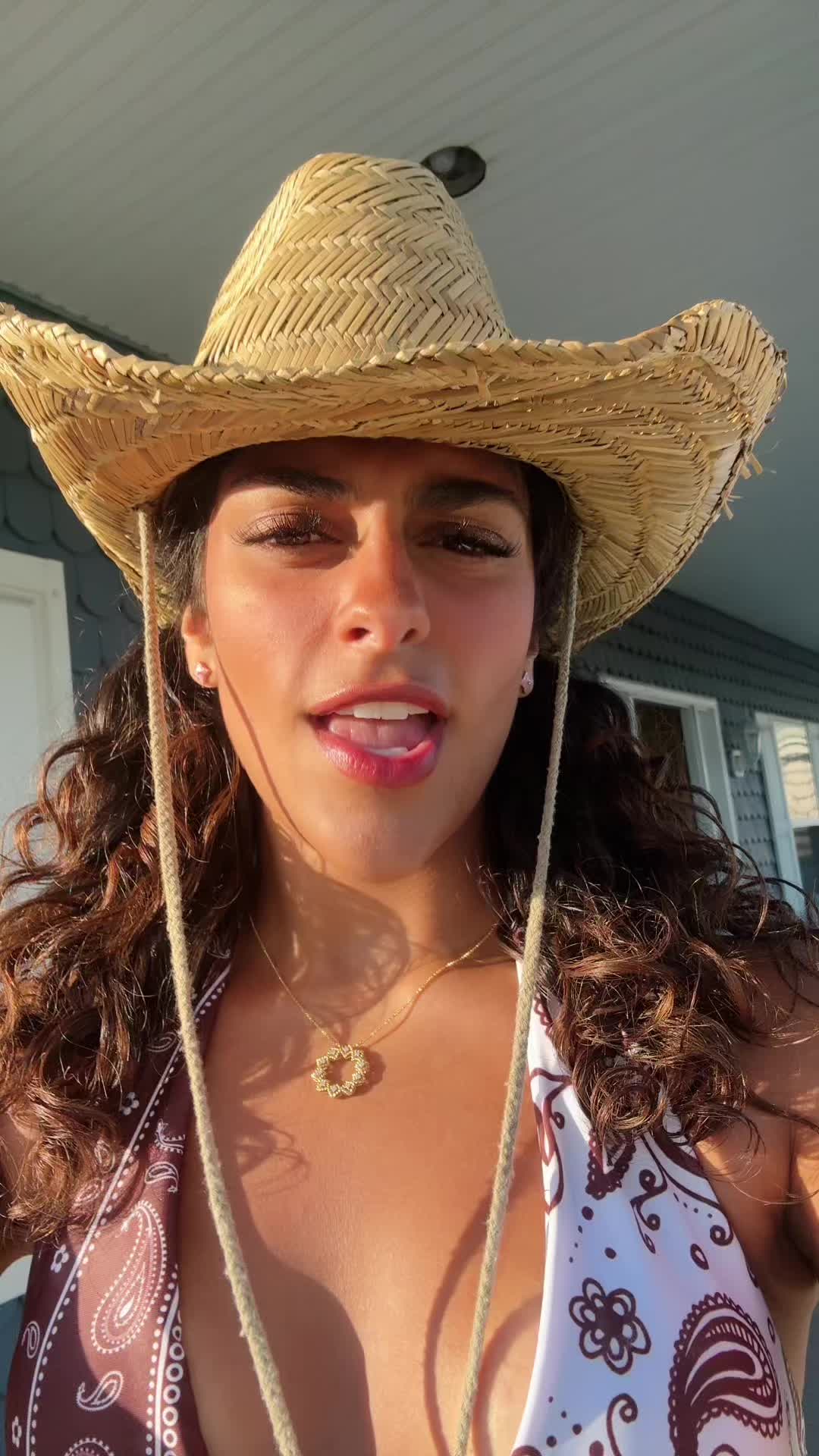 @tara