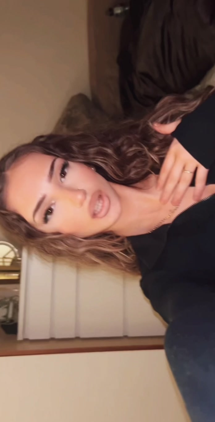 @️
