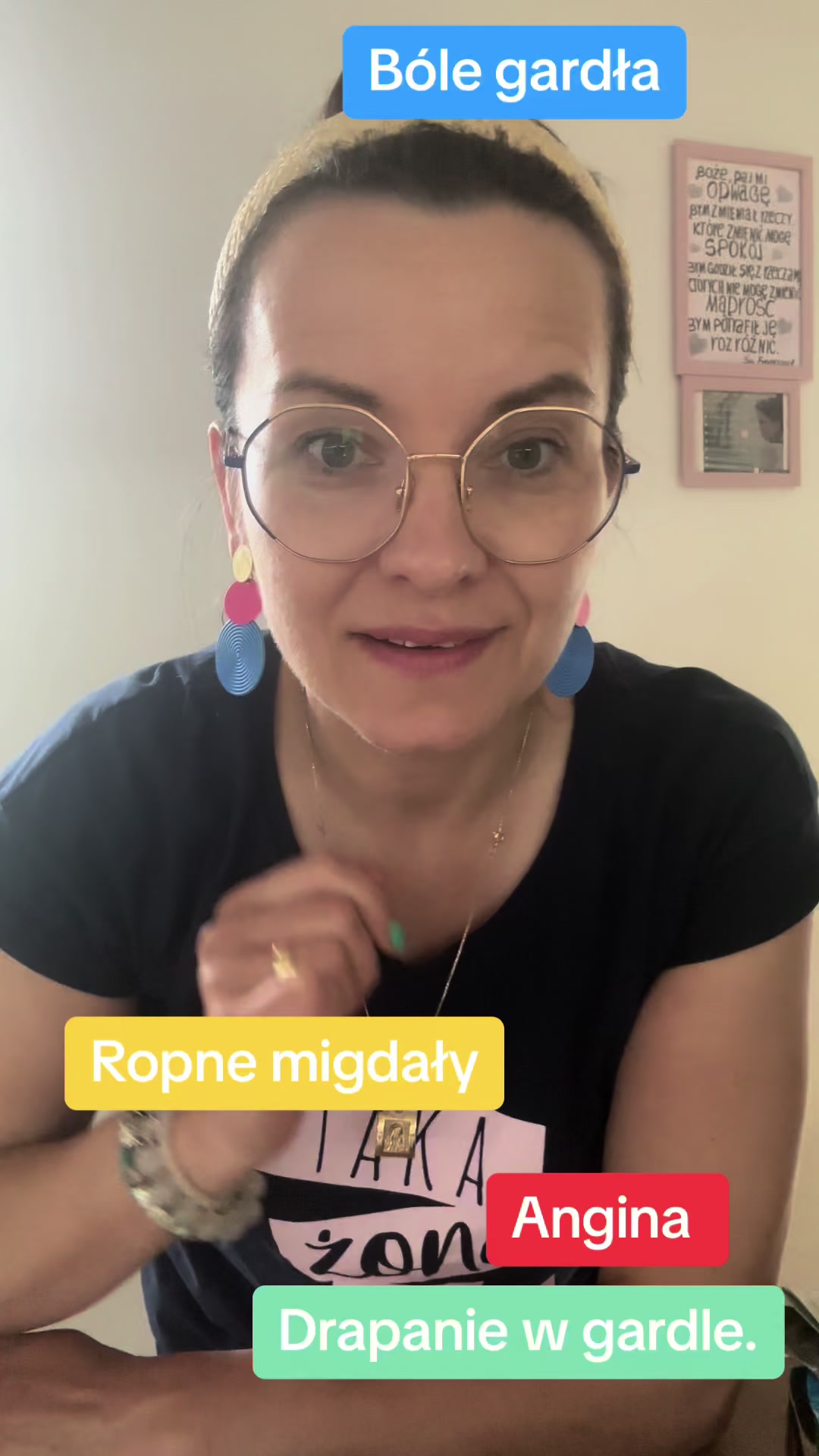 @Monisia