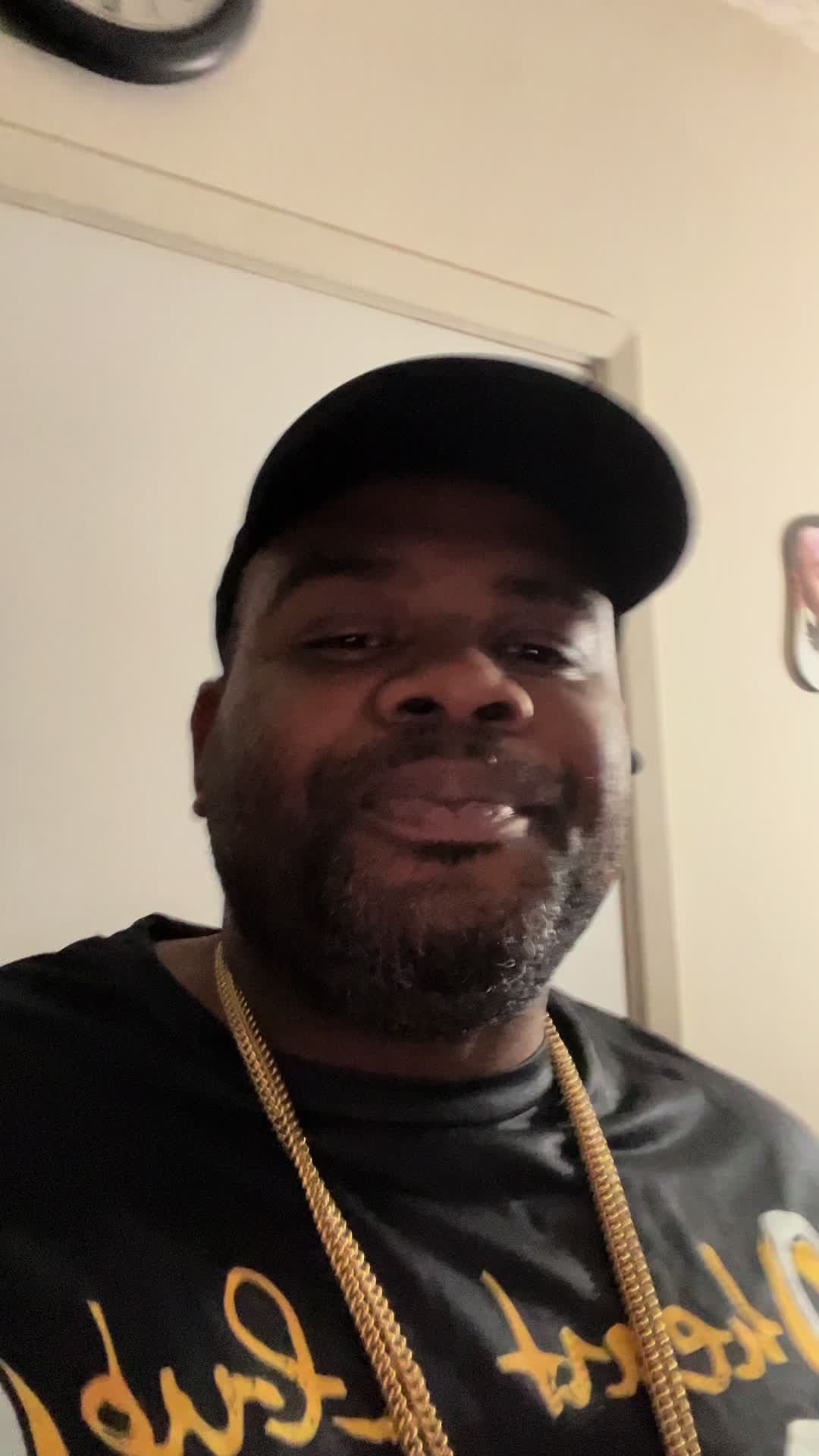@𝐏𝐚𝐜𝐤 𝐏𝐢𝐬𝐭𝐨𝐥