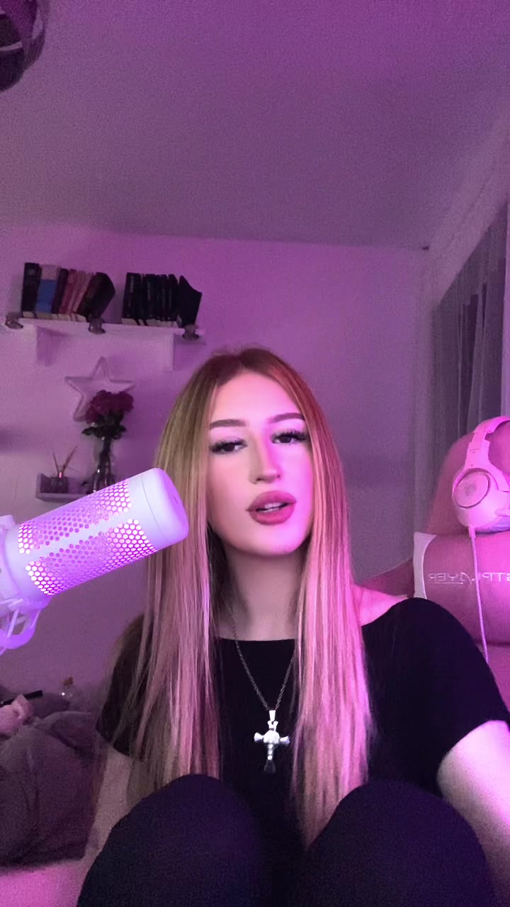 @Rhi ♱
