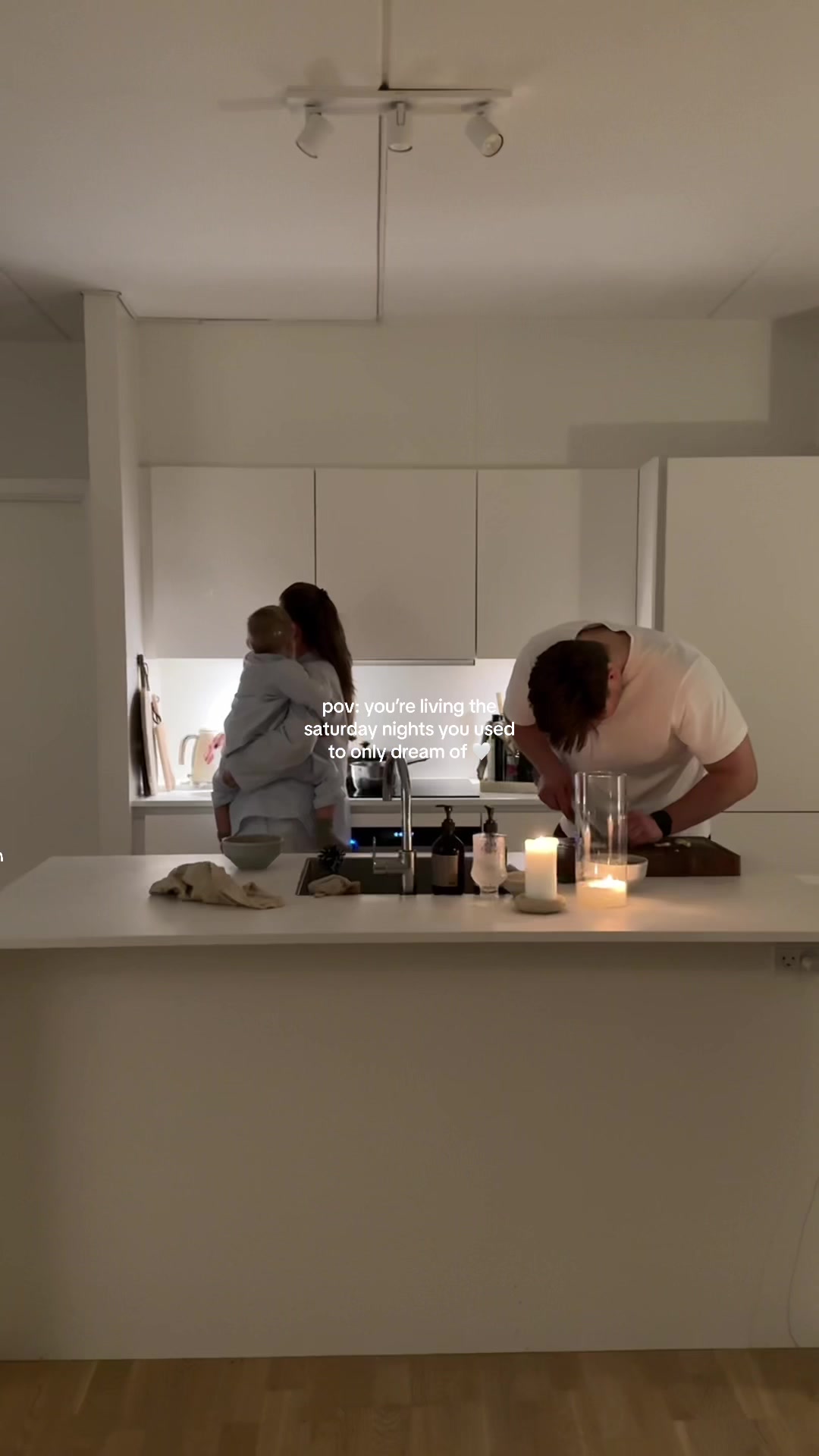 @an&iacute;ta mj&ouml;ll