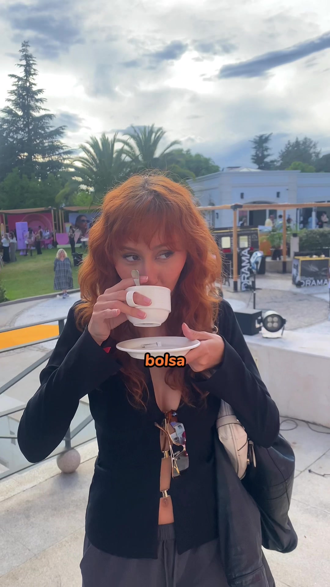 @Lademaqui