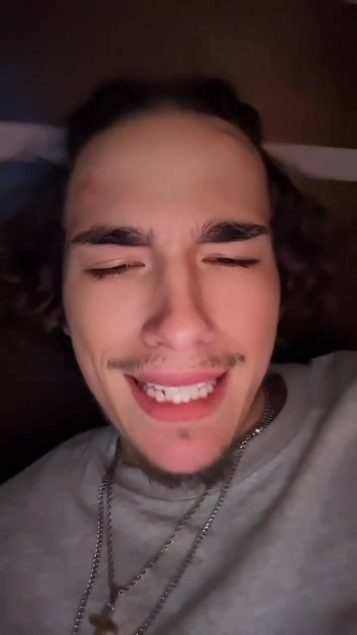 @SebreezyXD