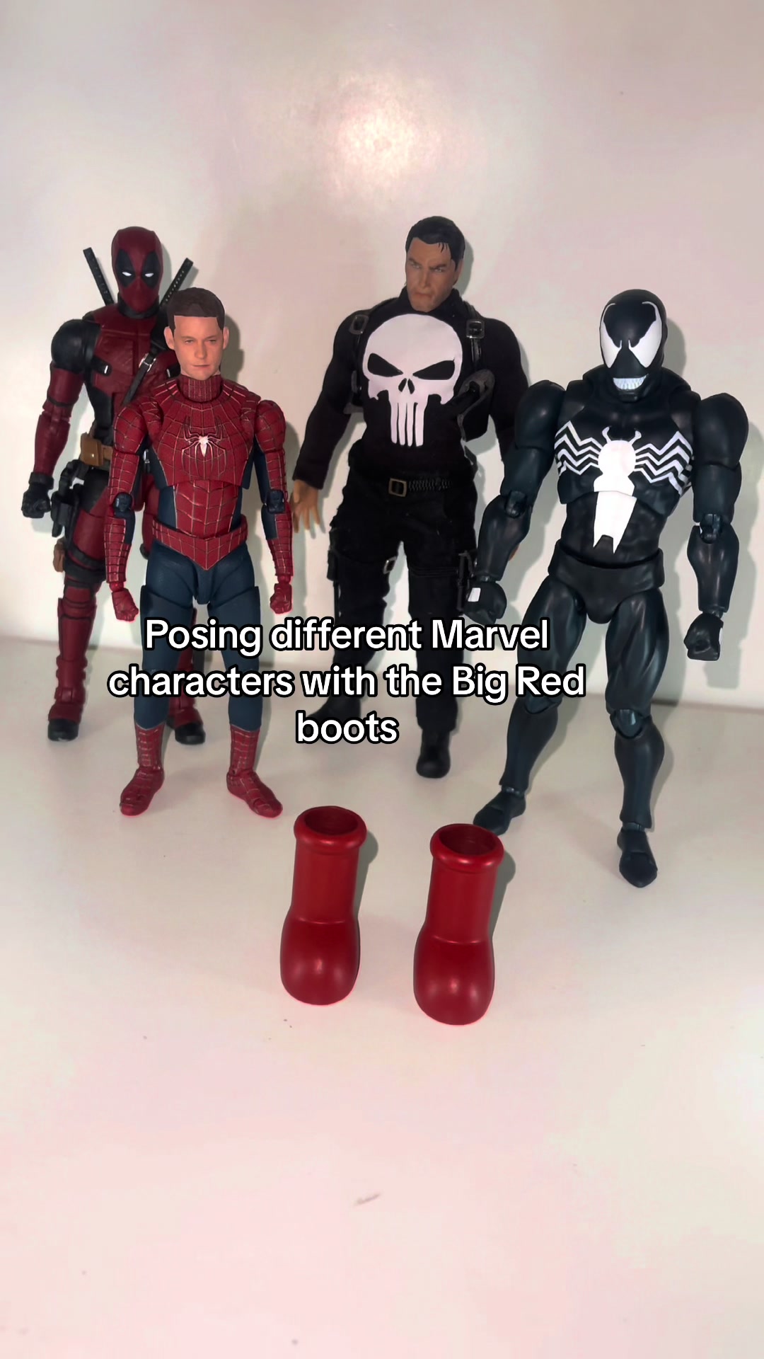 @Pluto🕷