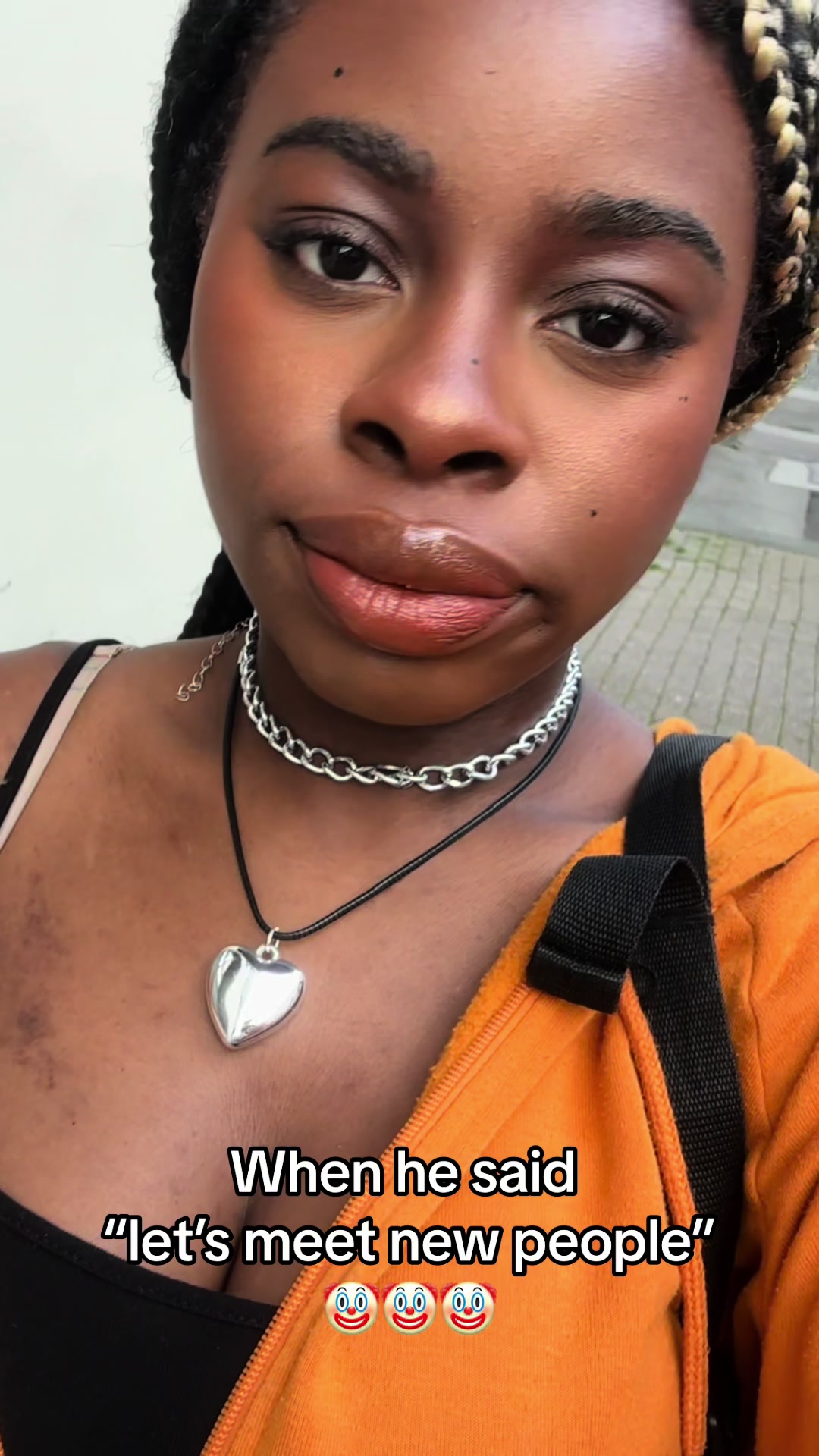 @𝗟𝗮𝘂𝗿𝗲... '
