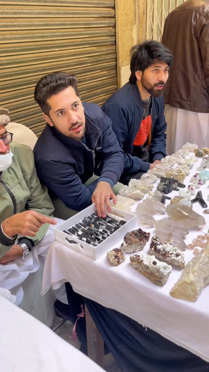@Khushall Gems