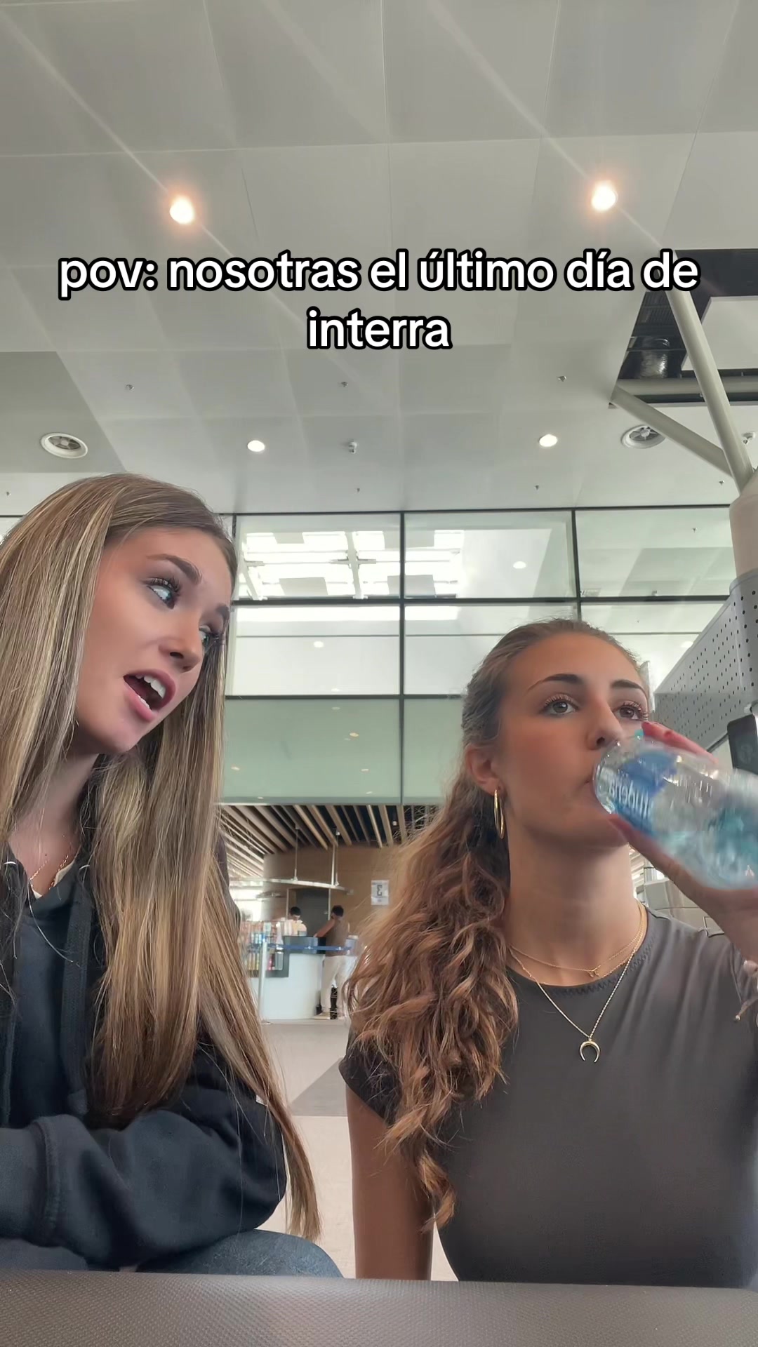 @Helenn