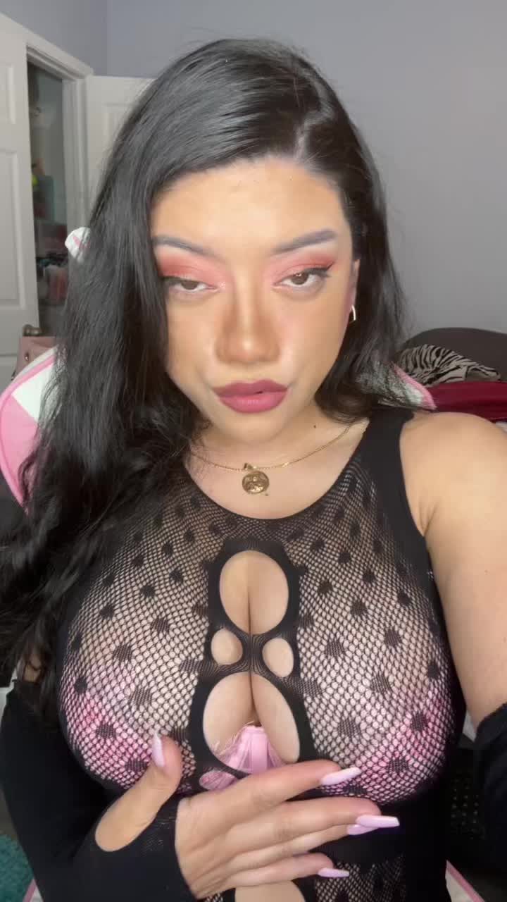 @E L L A🇲🇽⛈️🤍