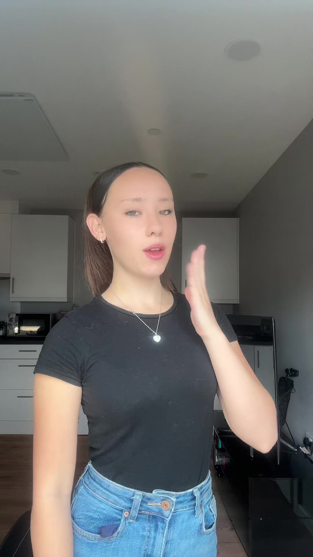 @chloe louise
