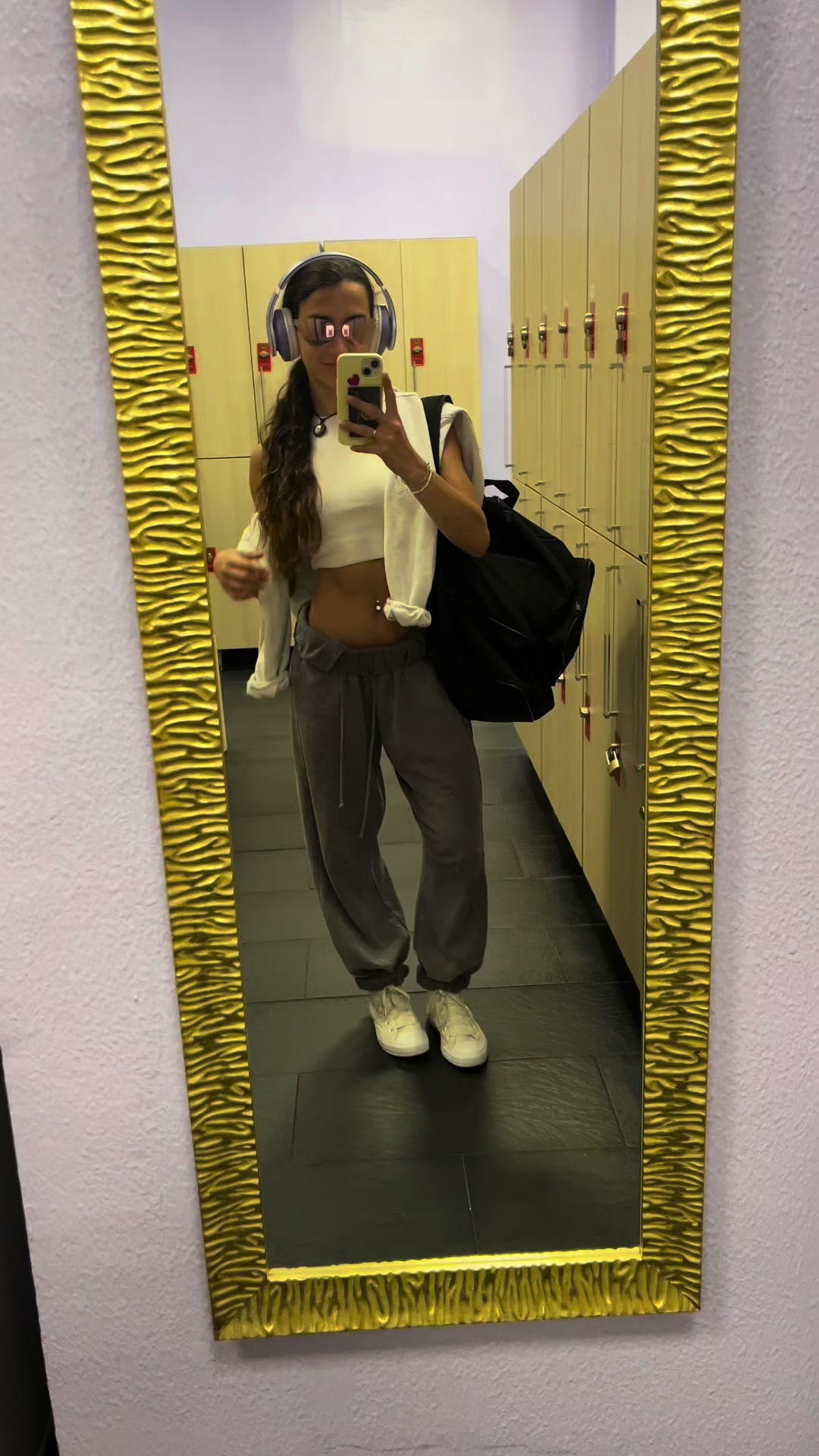 @Elenoski