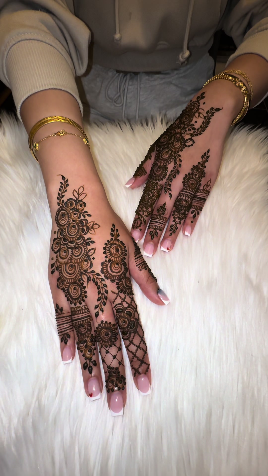 @Sanaasmehndi