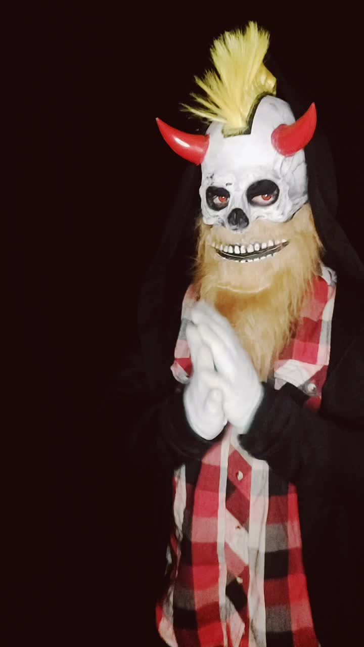 @hellskulls