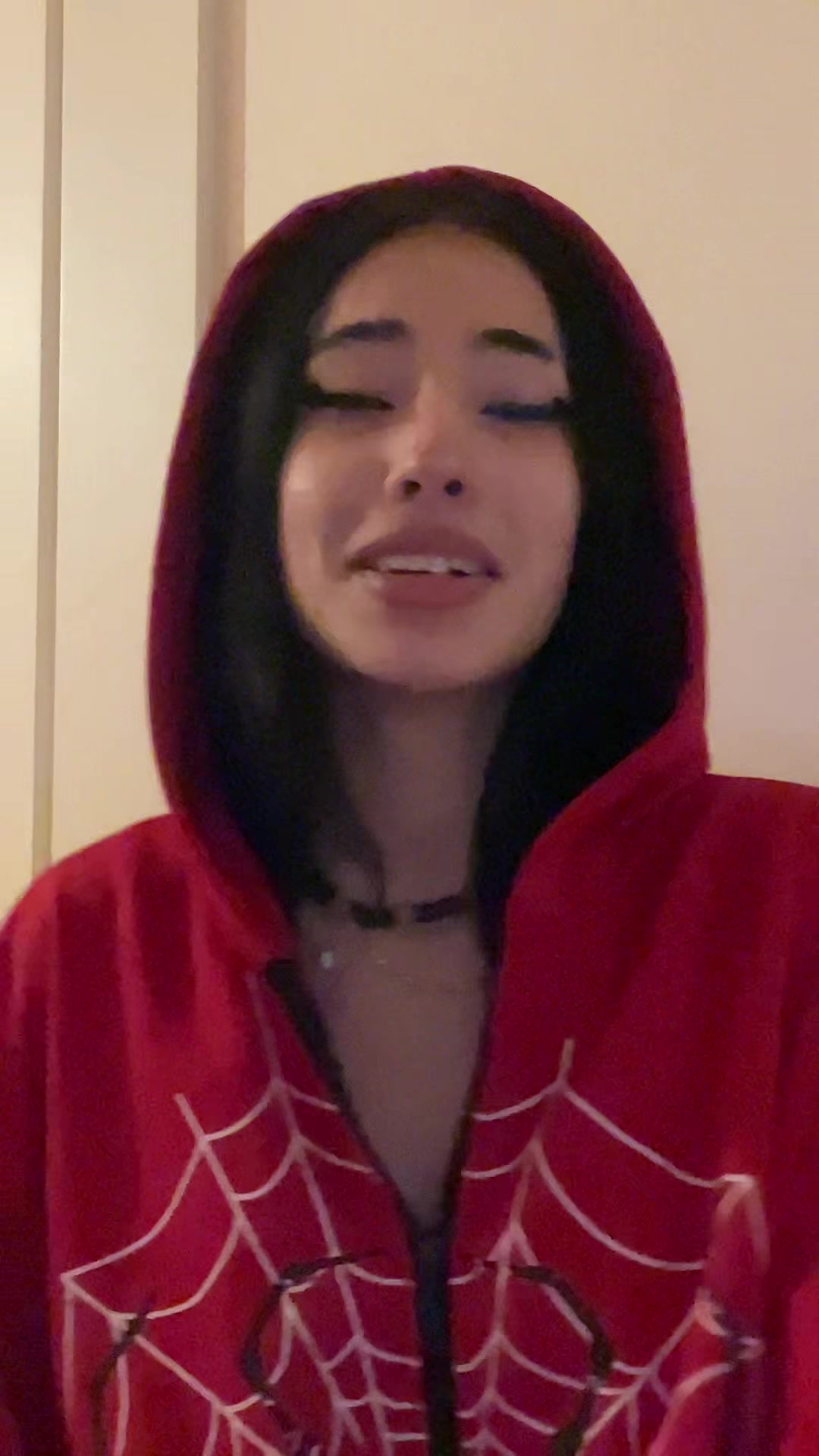 @elena