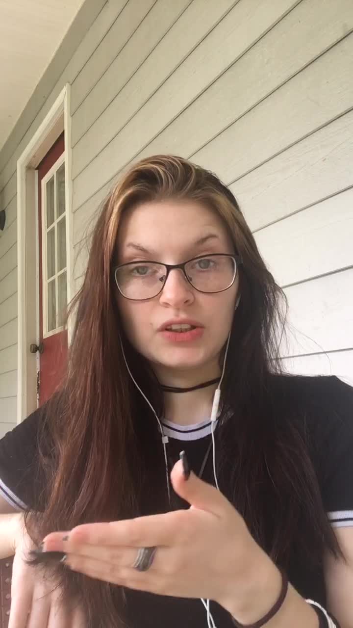 @CourtneySLaughter