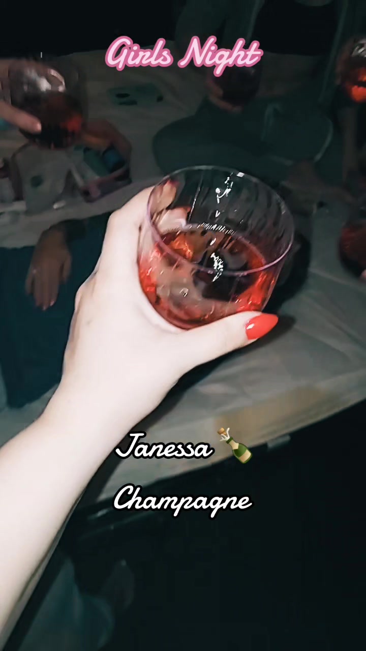 @Nicole🤍✨️