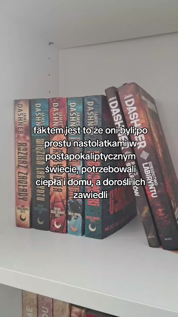 @zuzia | suzanwithbooks🌷