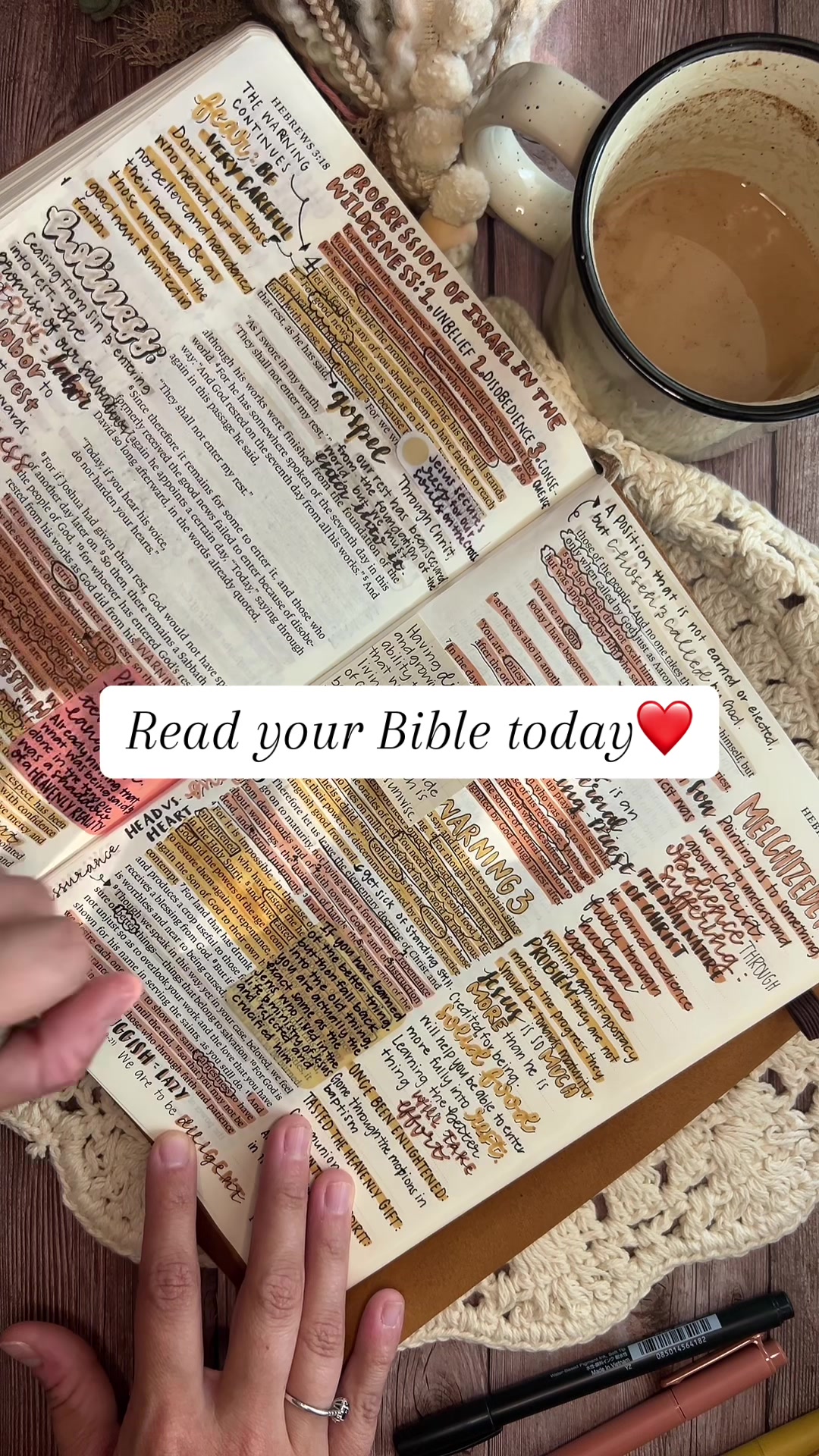 @laurenthebiblenerd