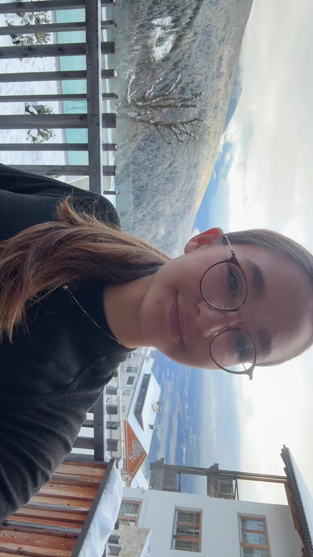 @🌊✨