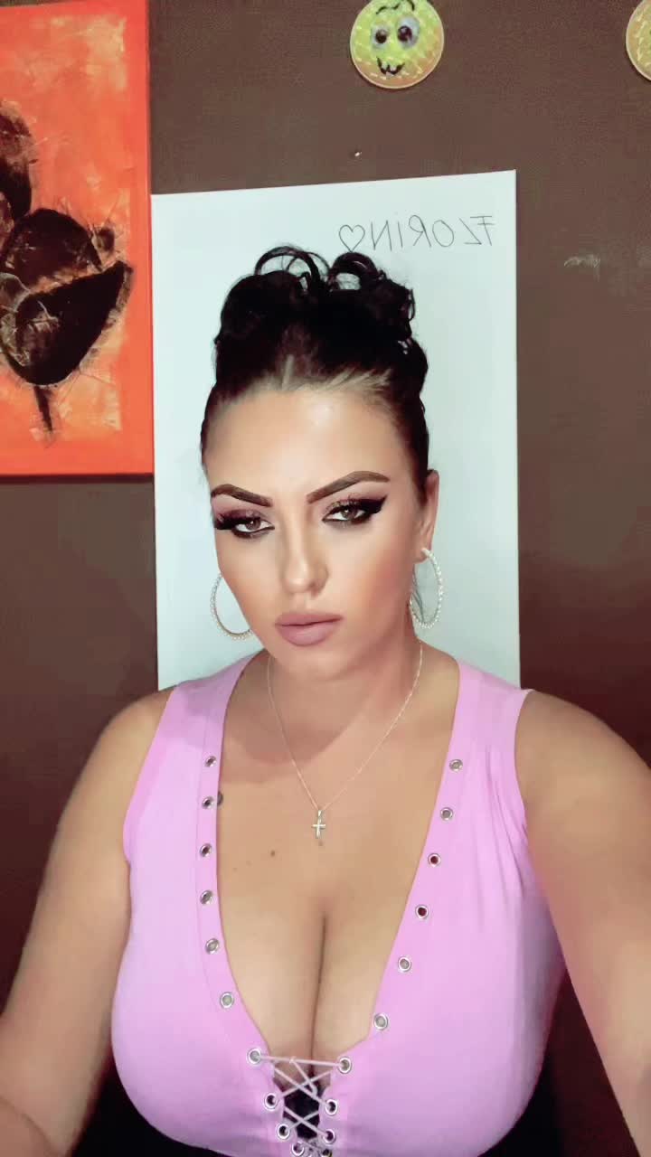 @Nicoleta18