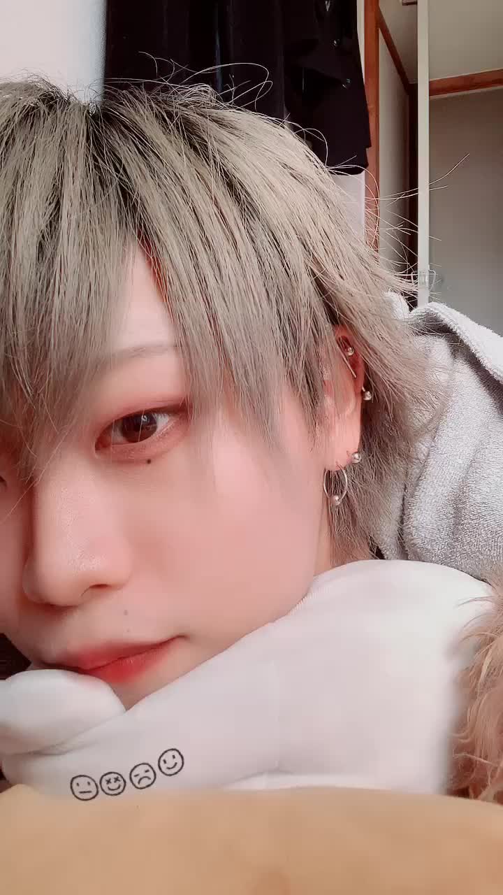 @ウヤくん