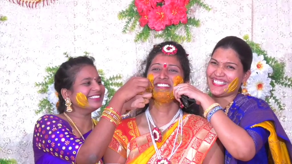 @divyaneelam