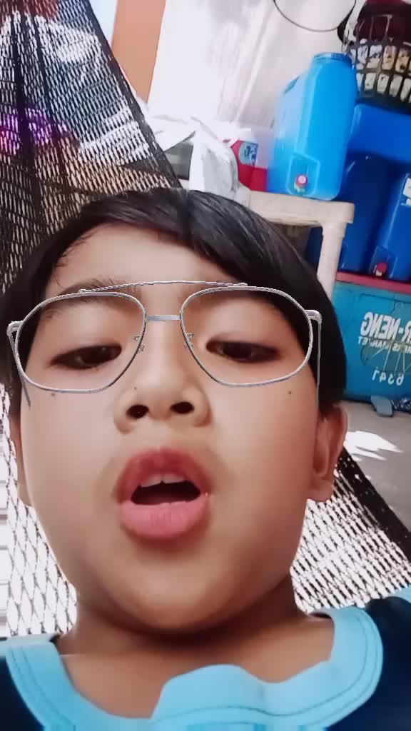 @user1863681419992