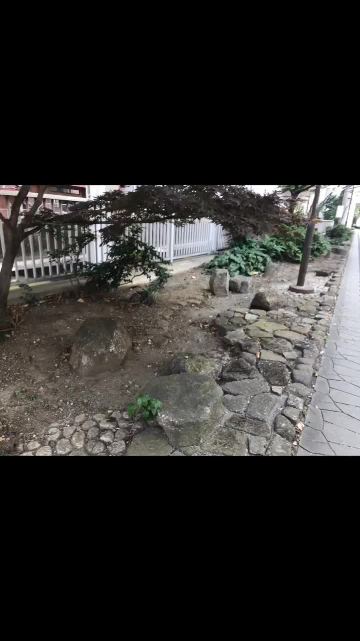 @なお
