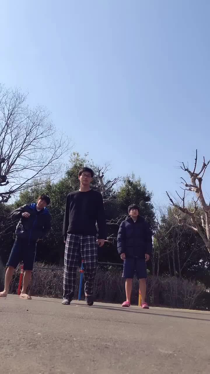 @しおりょー