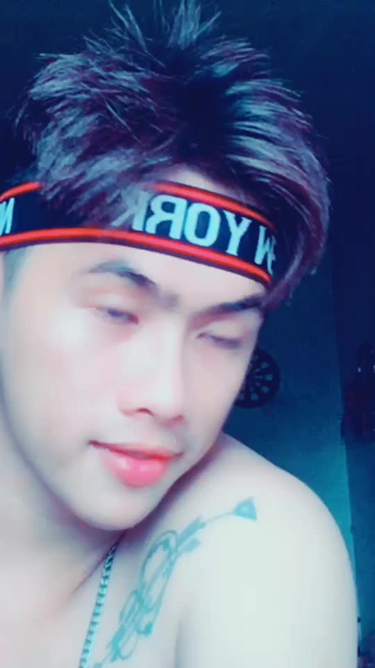 @Troooy