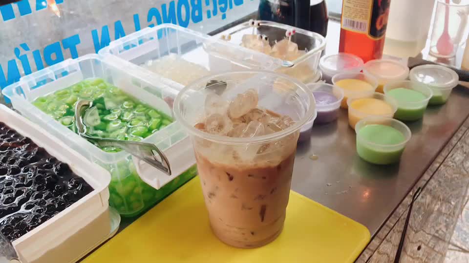 @&Ocirc;ng ch&uacute; U40