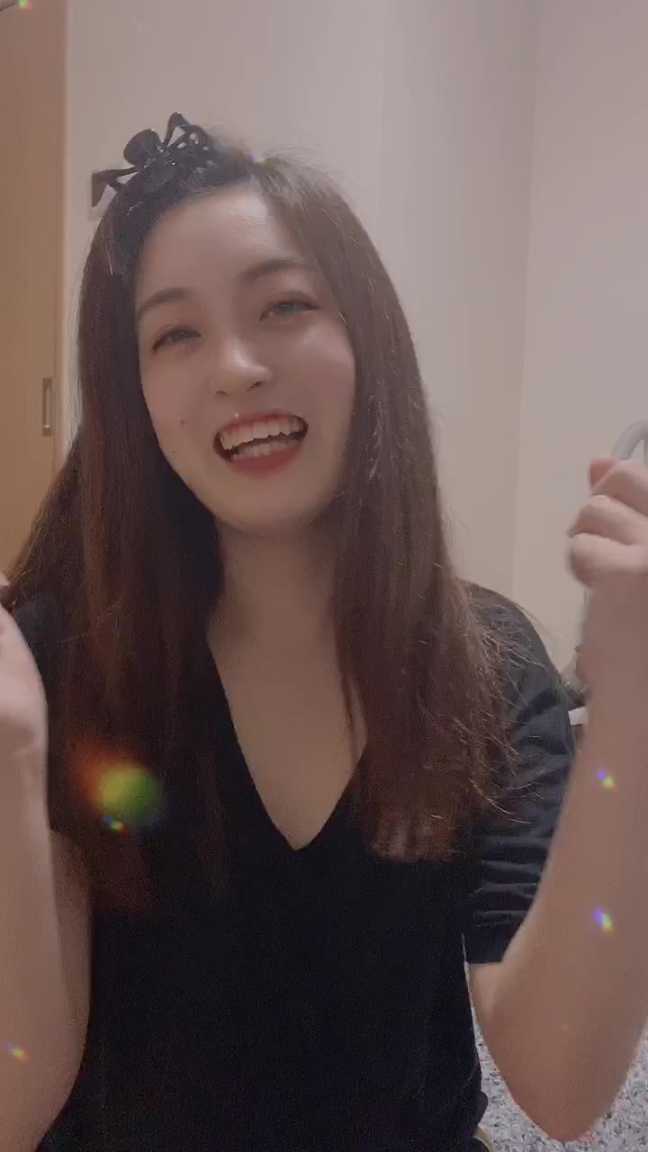 @しおん